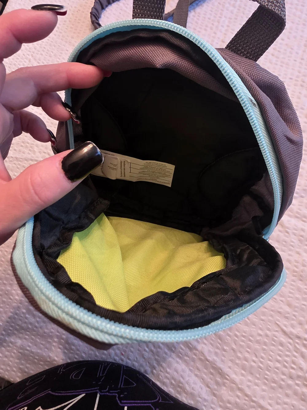 Munchkin Brica By-My-Side safety harness toddler backpack